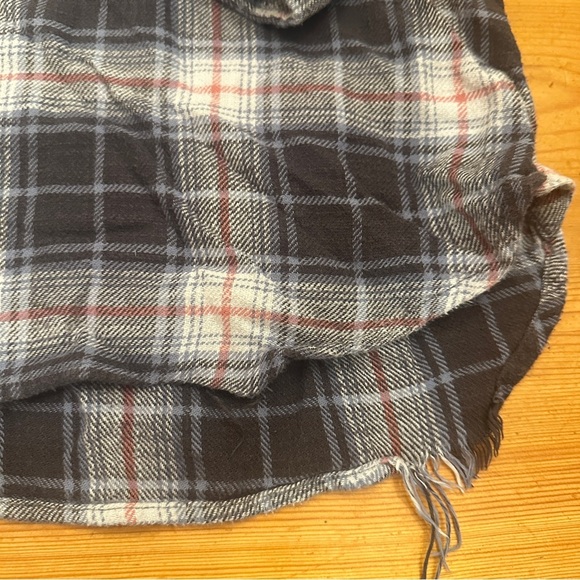 America Eagle Outfitters  Plaid Lace-Up Shirt Distressed frayed oversized fit M - Picture 6 of 8